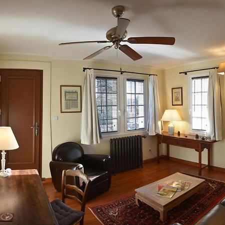 Bed and Breakfast Chateau De Laroche Vianne Экстерьер фото